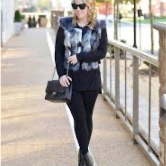 CAbi Frosty Faux Fur Multi Color Vest Sz. M #3380 Lined Fun Cozy Date Nite - Picture 4 of 10